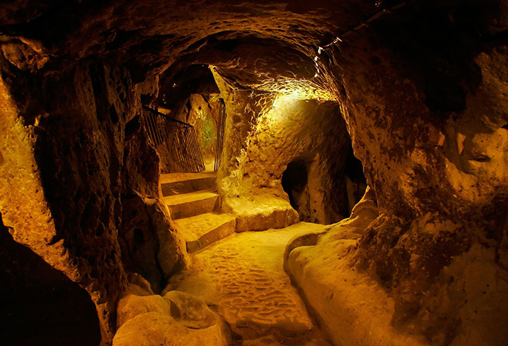 Cuevas de la ciudad subterránea de Kaymakli